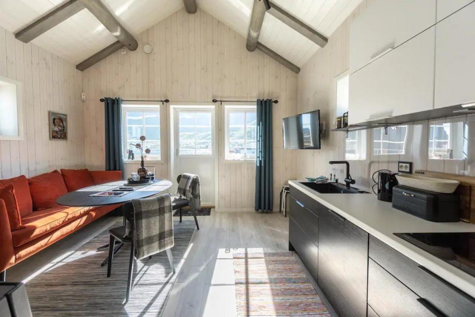 Madelhea Cabin- Seaview Lodge Reine Eksteriør billede